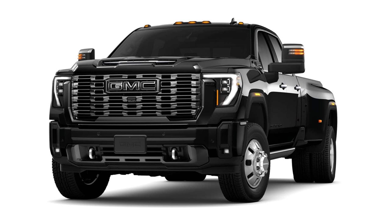 2026 GMC Sierra 3500 HD Denali Ultimate DRW — photo 1 of 7