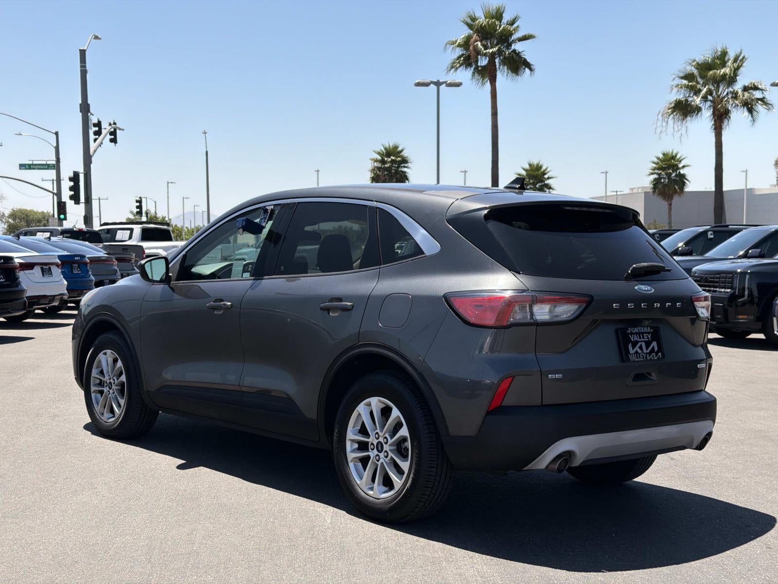 2020 Ford Escape SE