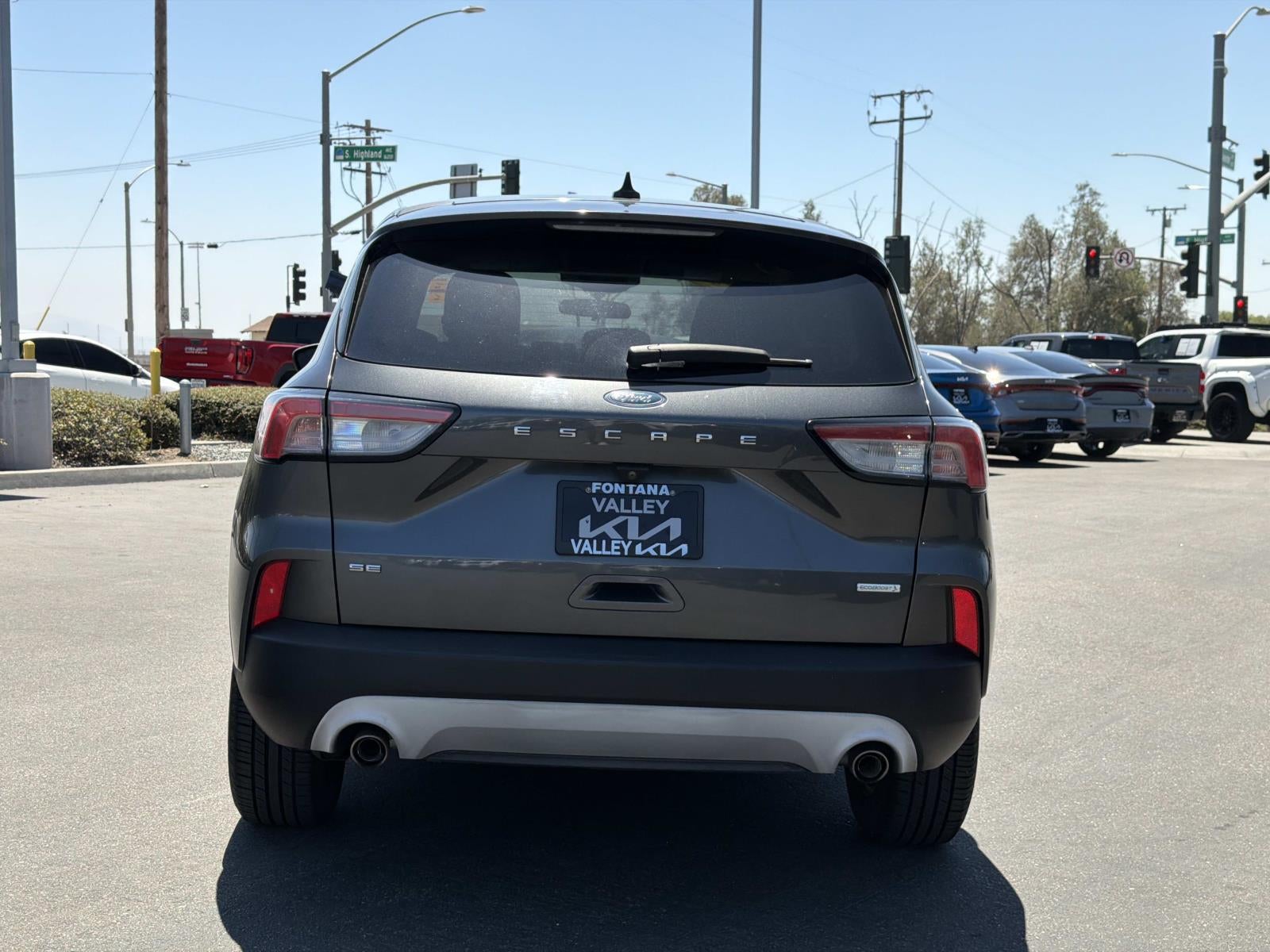 2020 Ford Escape SE