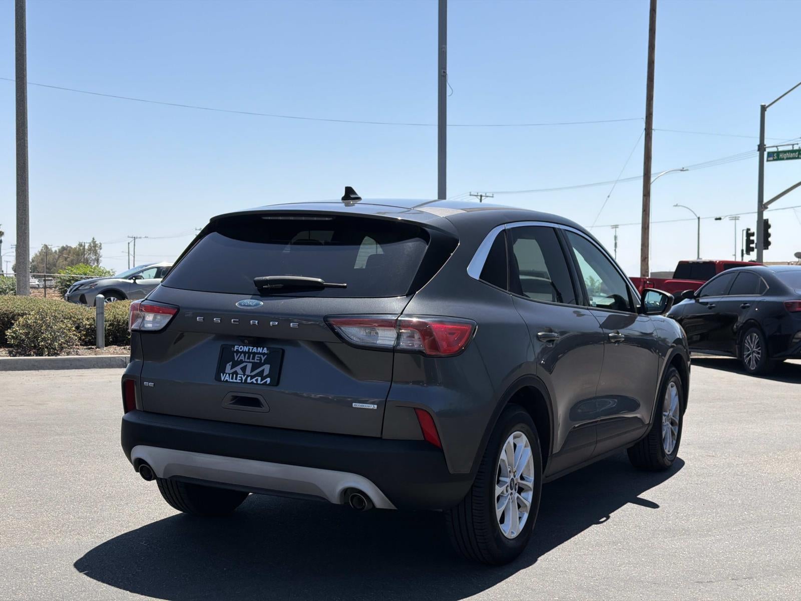 2020 Ford Escape SE