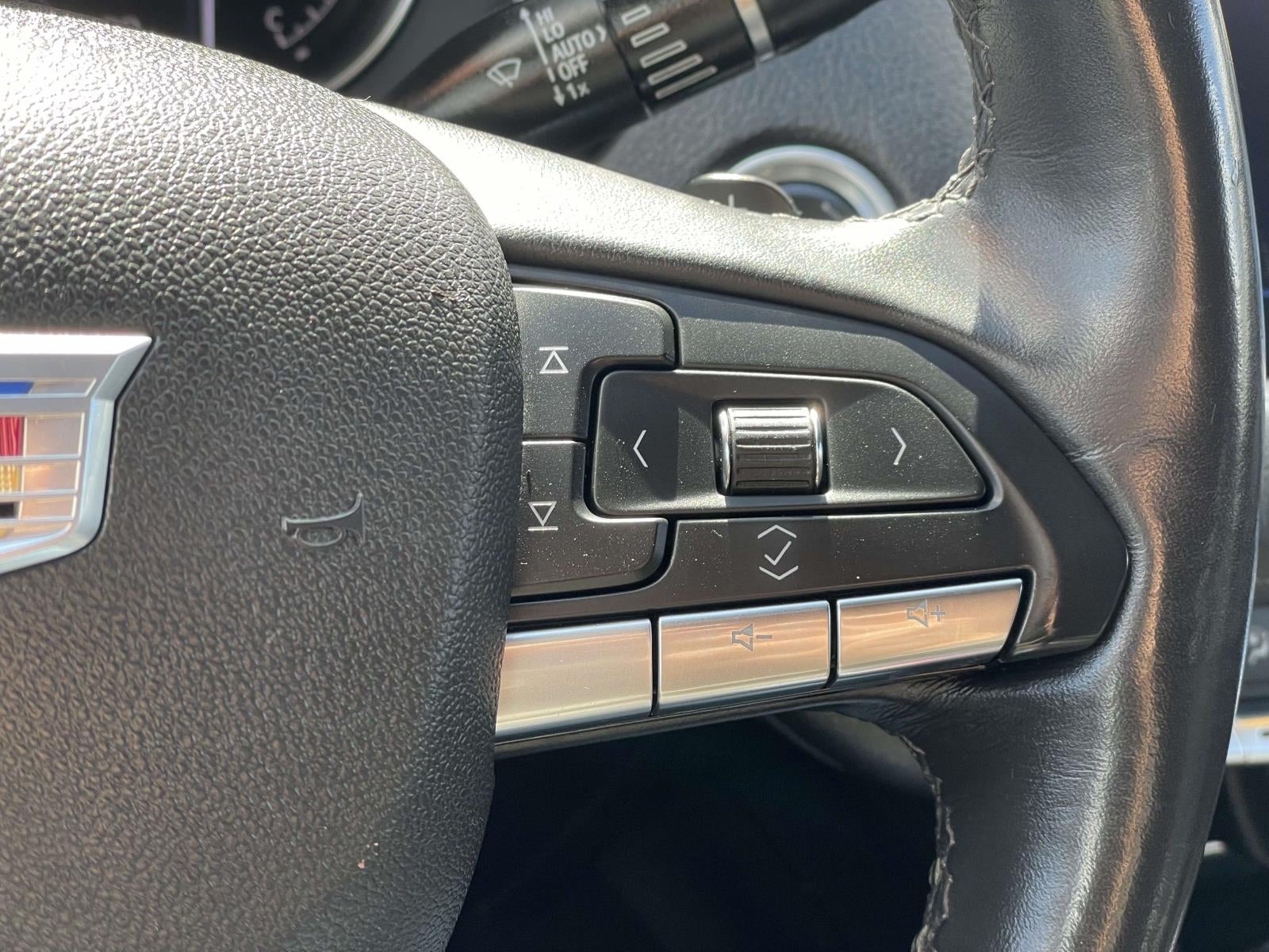 2023 Cadillac XT4 AWD Premium Luxury