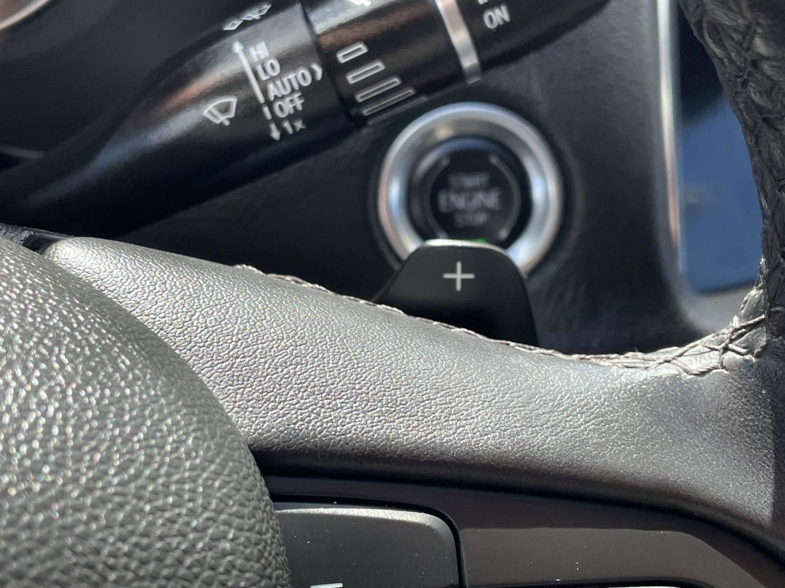 2023 Cadillac XT4 AWD Premium Luxury