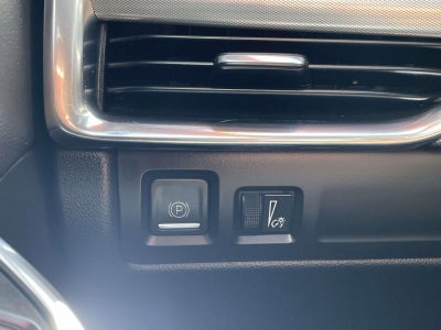 2023 Cadillac XT4 AWD Premium Luxury