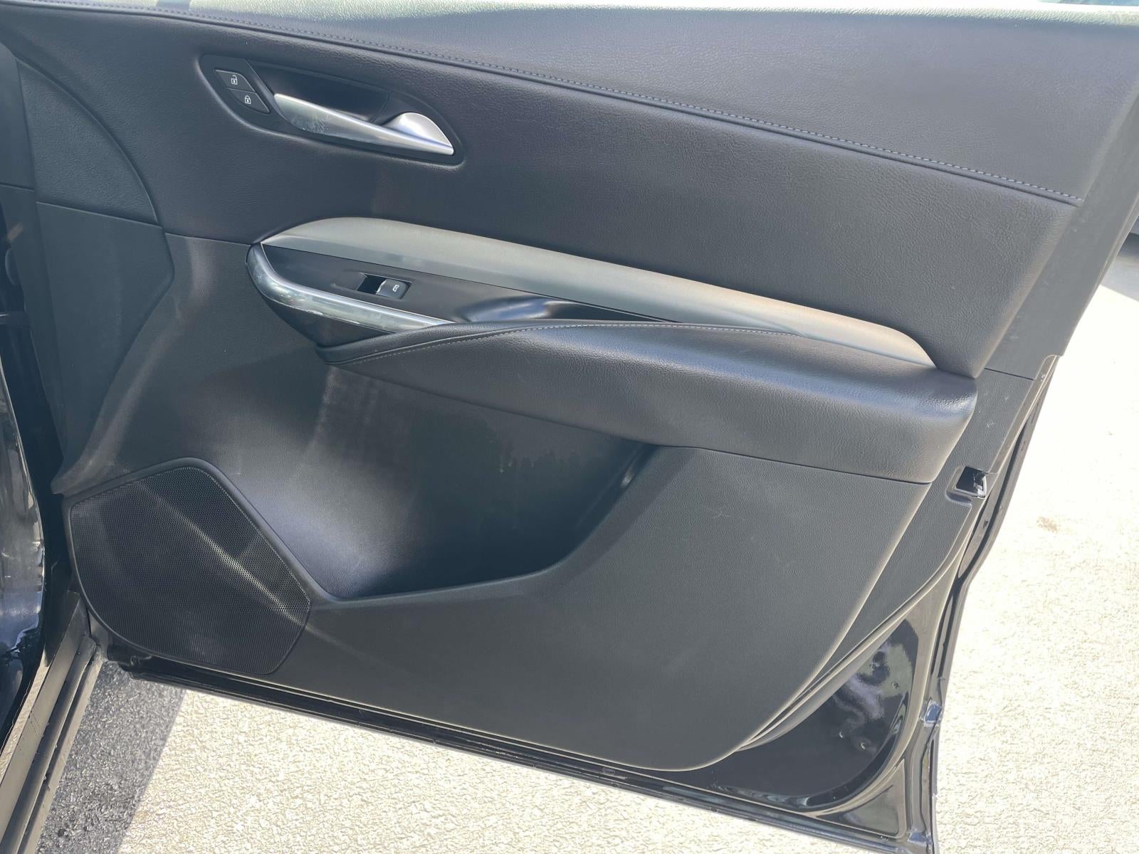 2023 Cadillac XT4 AWD Premium Luxury