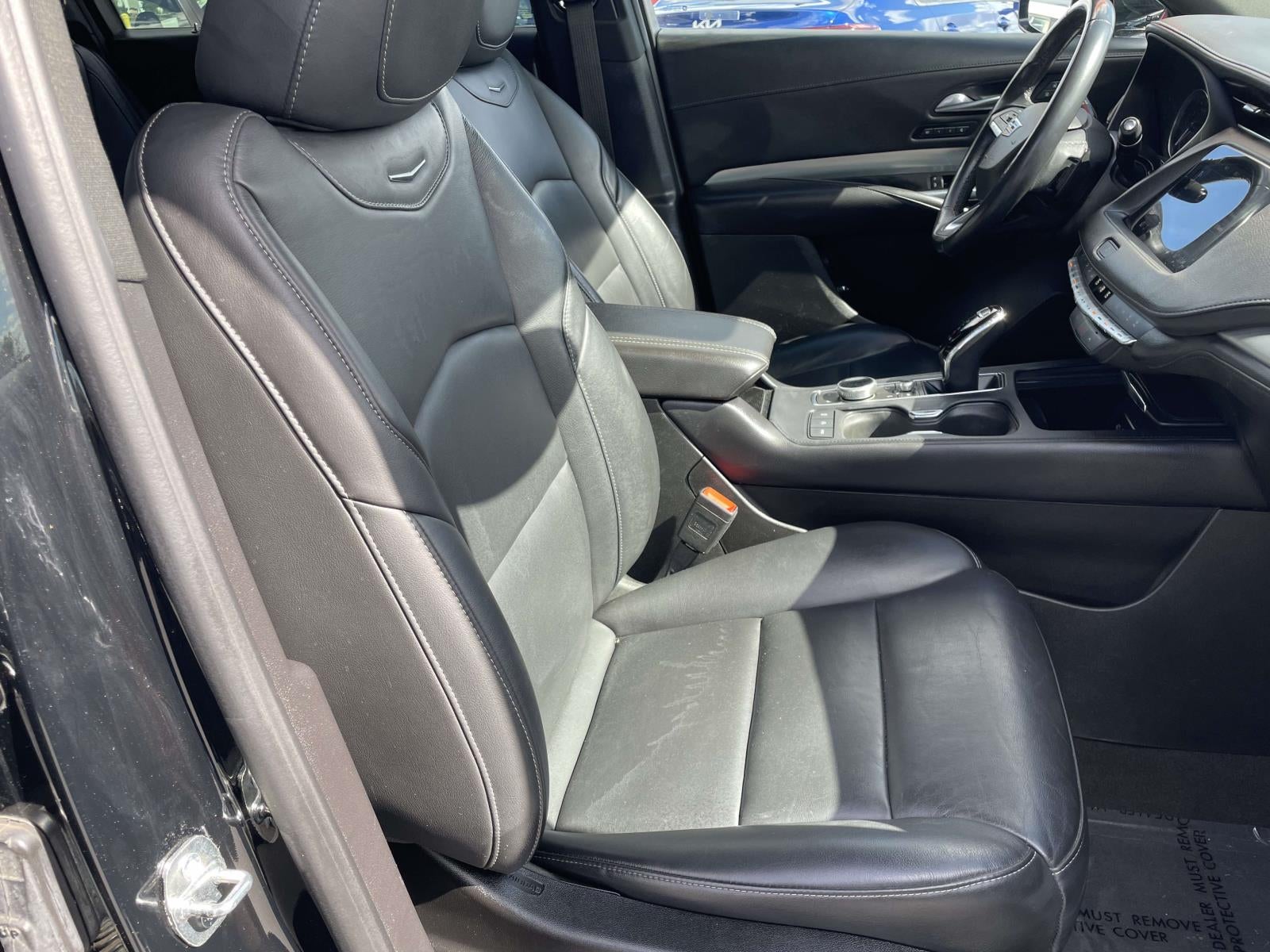 2023 Cadillac XT4 AWD Premium Luxury