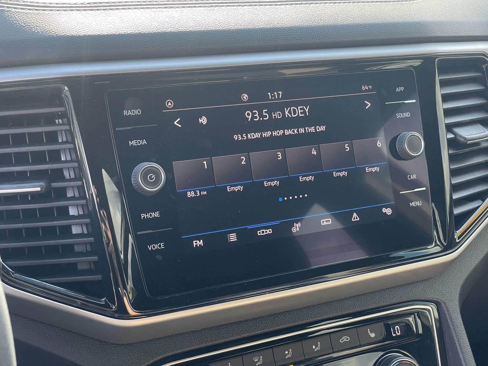 2022 Volkswagen Atlas Cross Sport 3.6L V6 SE w/Technology