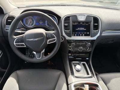 2023 Chrysler 300 Touring
