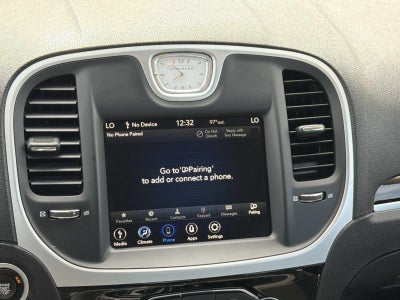2023 Chrysler 300 Touring