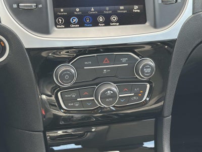2023 Chrysler 300 Touring