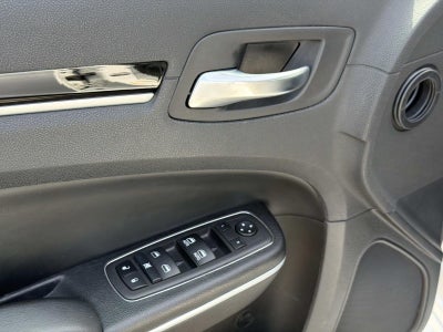 2023 Chrysler 300 Touring