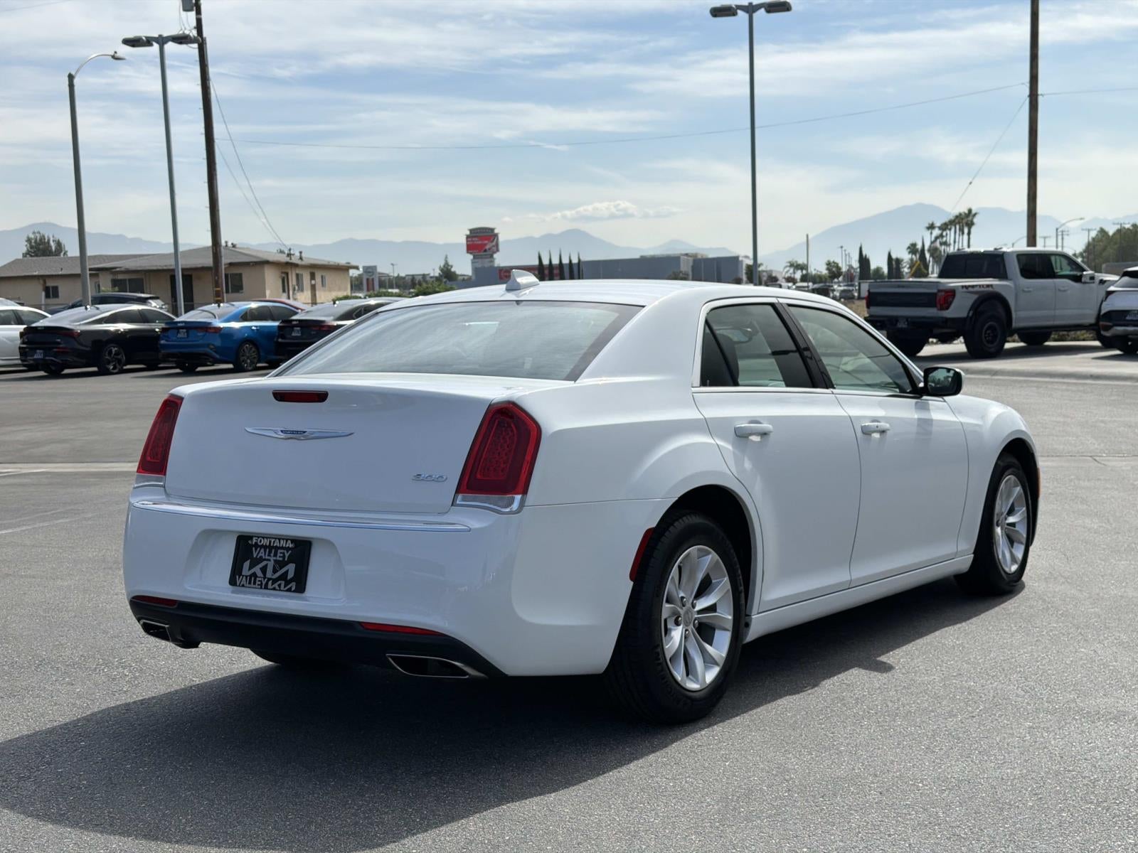 2023 Chrysler 300 Touring