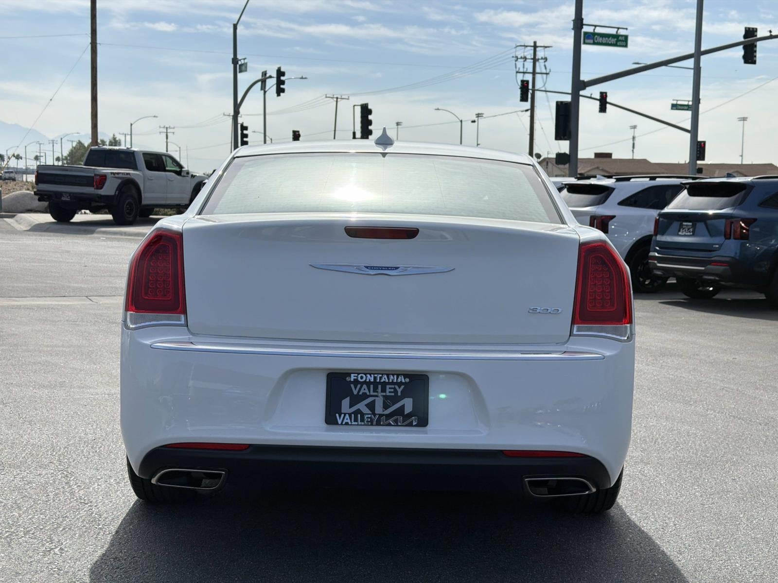 2023 Chrysler 300 Touring