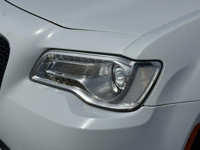 2023 Chrysler 300 Touring