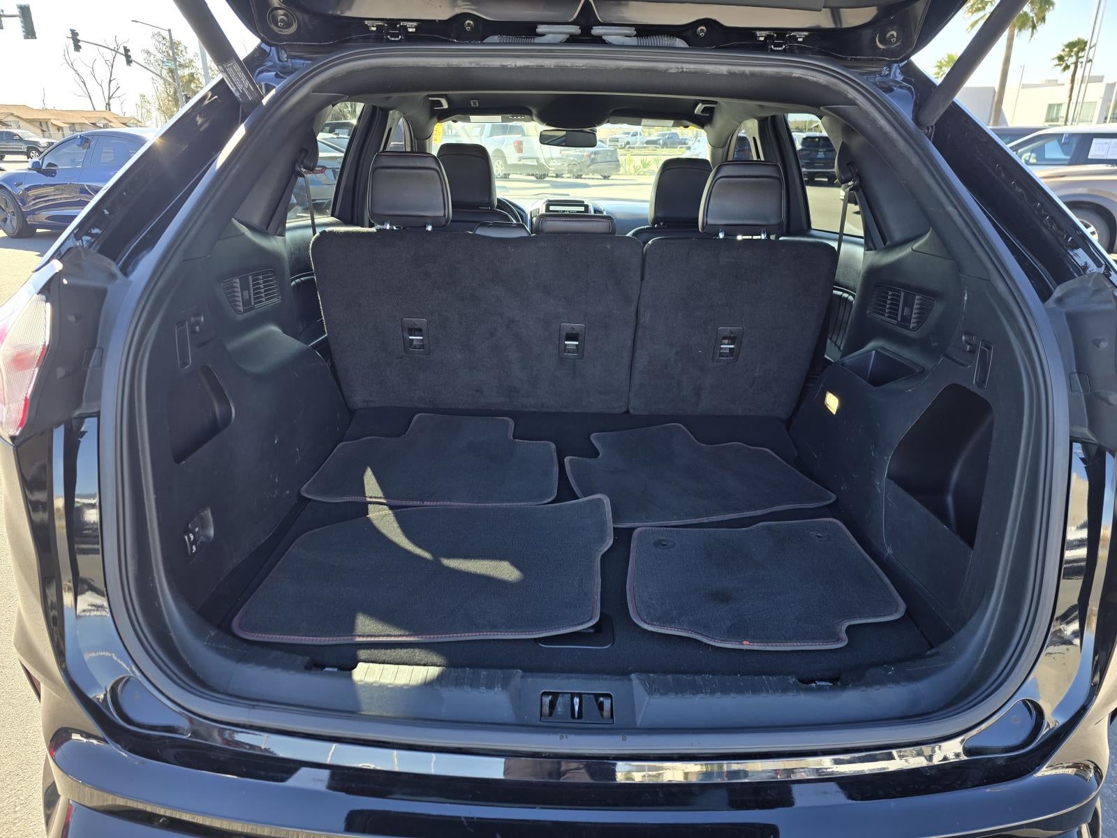 2022 Ford Edge ST-Line