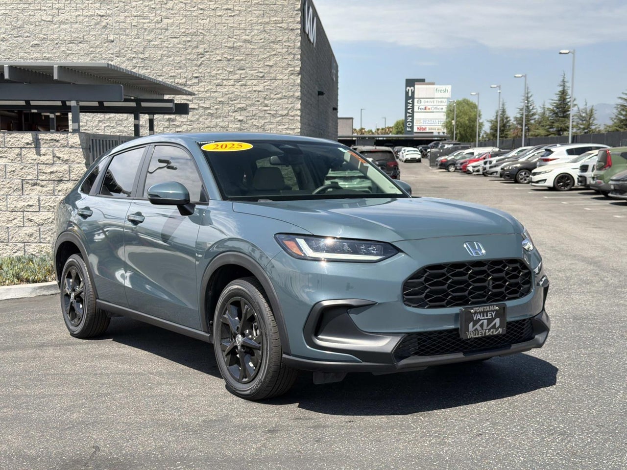 2025 Honda HR-V LX — photo 1 of 24