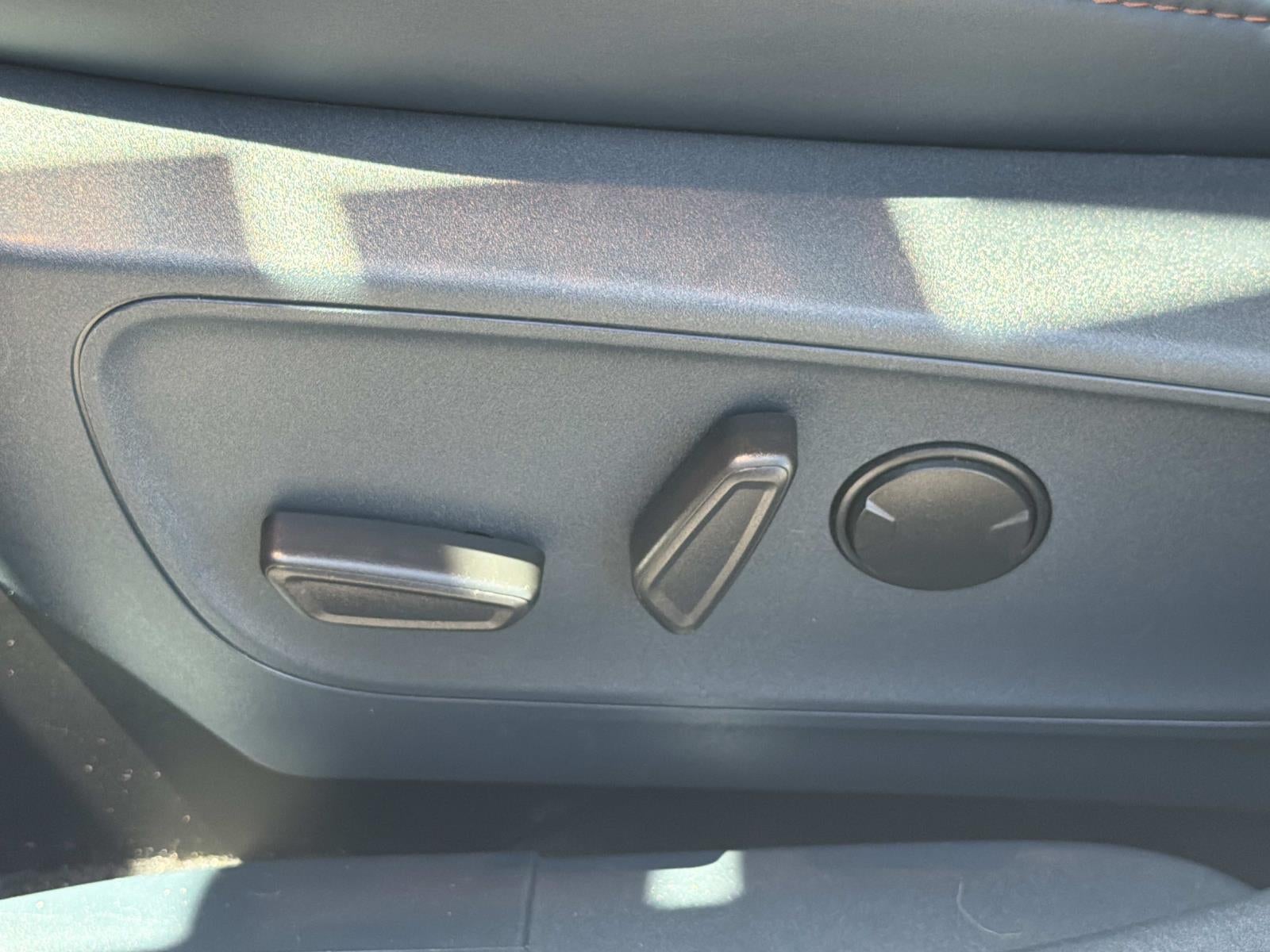 2022 Ford Maverick XL