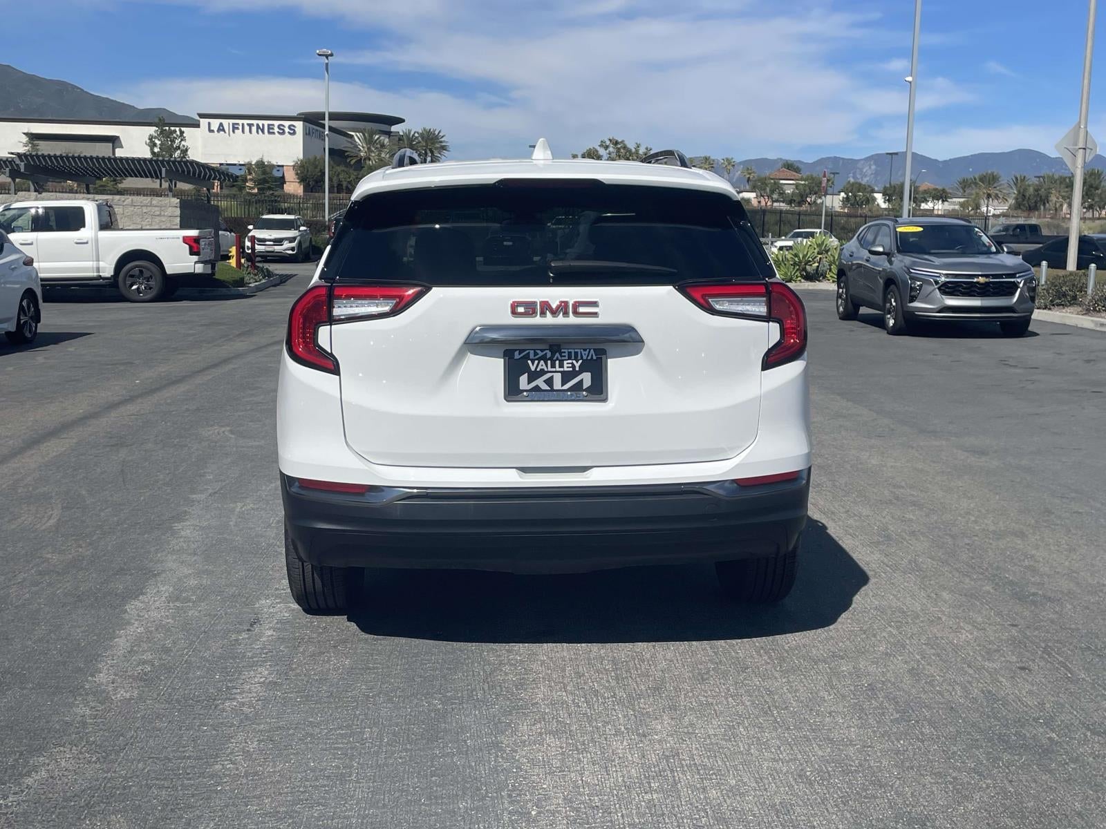 2023 GMC Terrain AT4