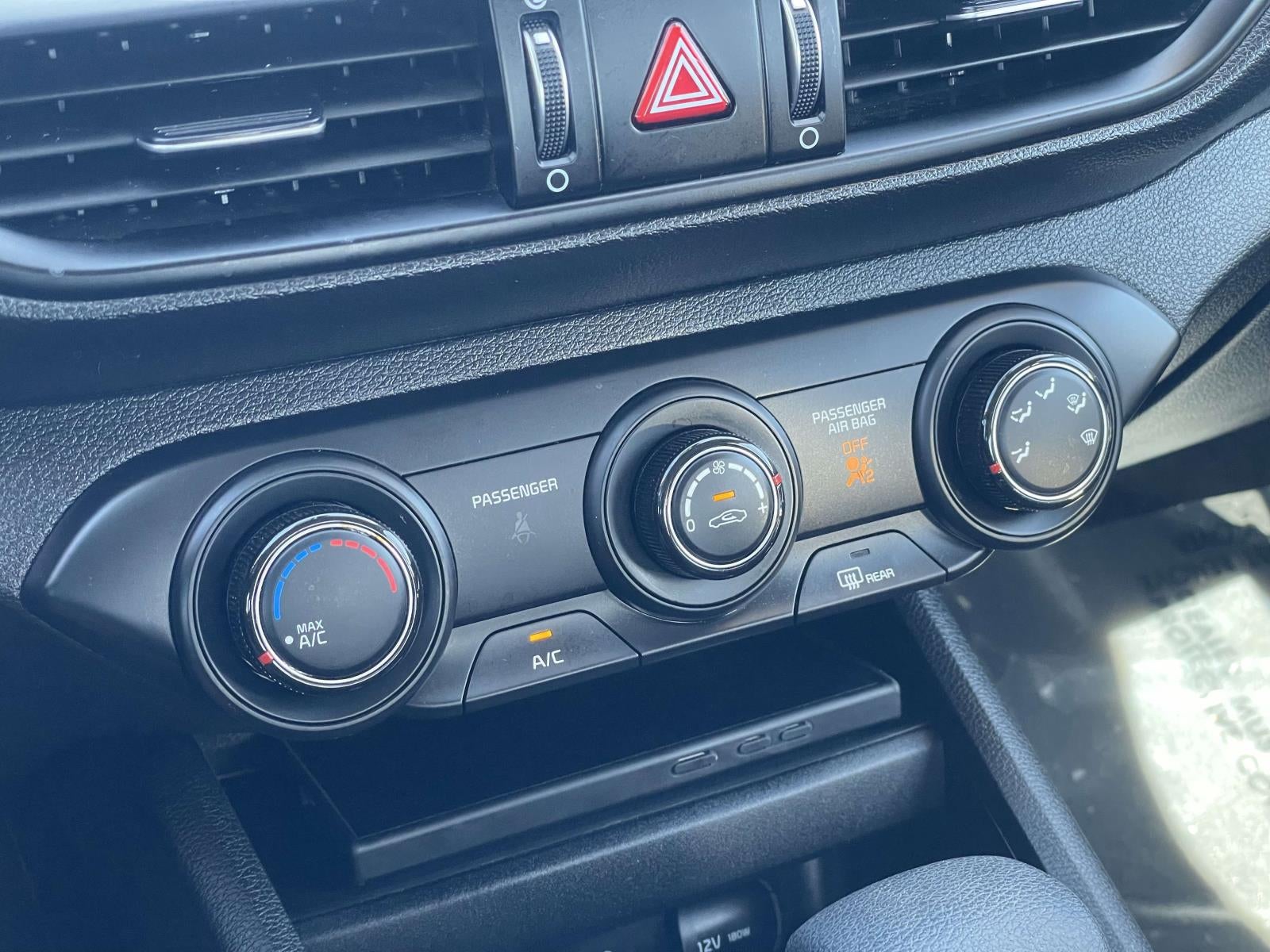 2023 Kia Forte LXS