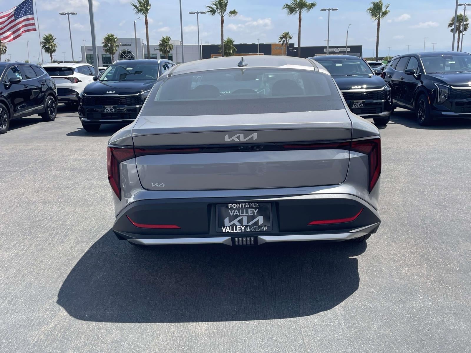2026 Kia K4 LXS