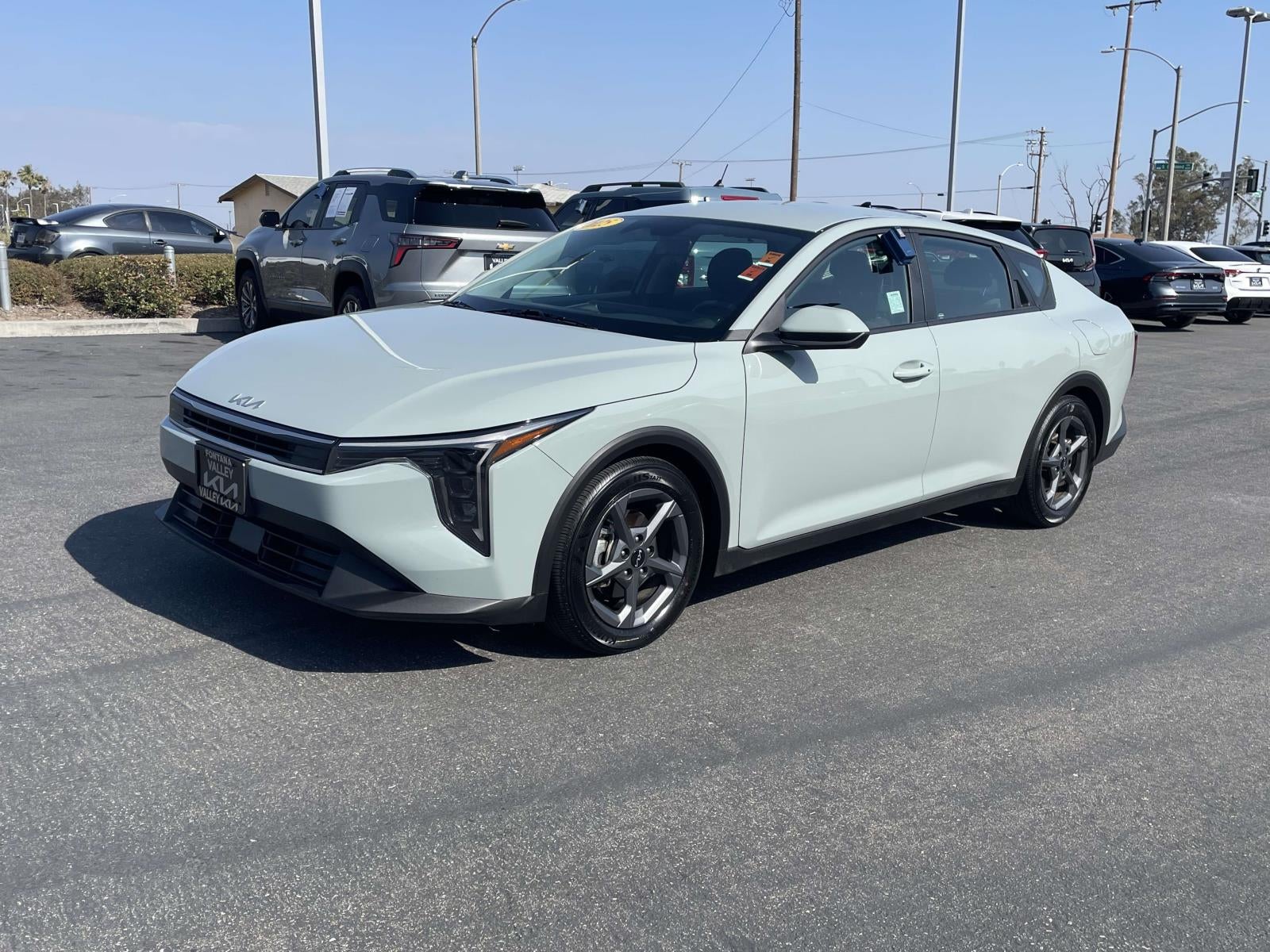 2025 Kia K4 LXS