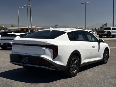 2025 Kia K4 LXS