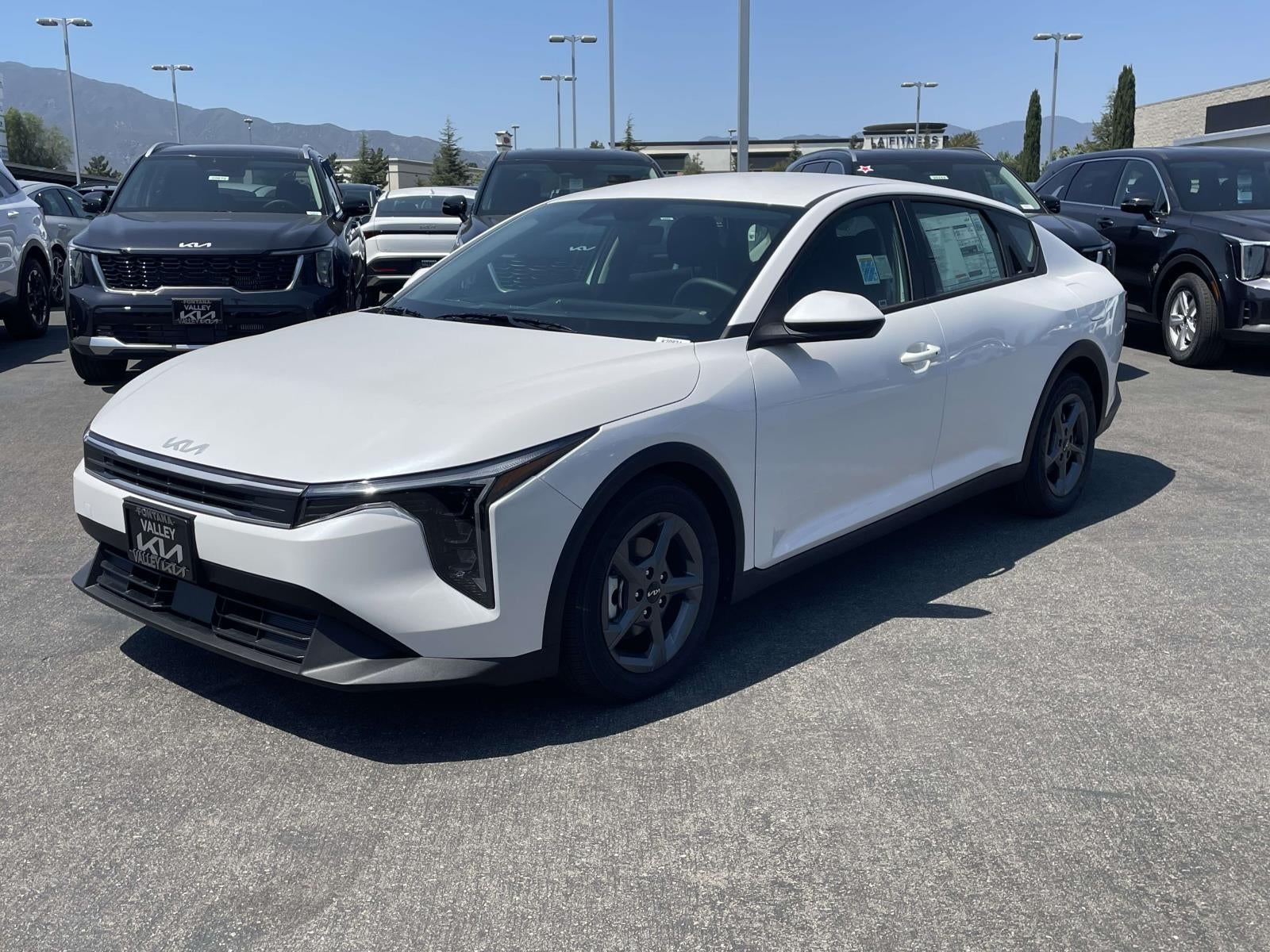 2026 Kia K4 LXS