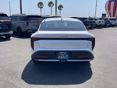 2026 Kia K4 LXS