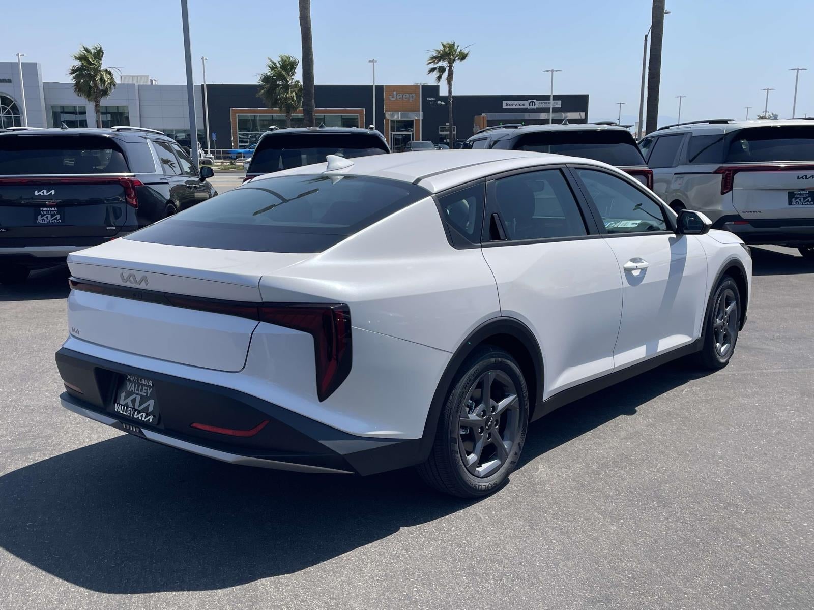 2026 Kia K4 LXS