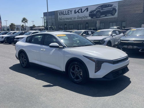 2025 Kia K4 LXS