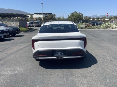 2025 Kia K4 LXS