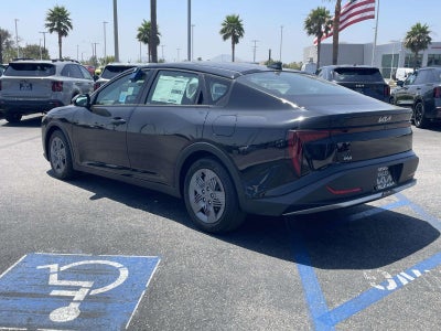 2026 Kia K4 LX