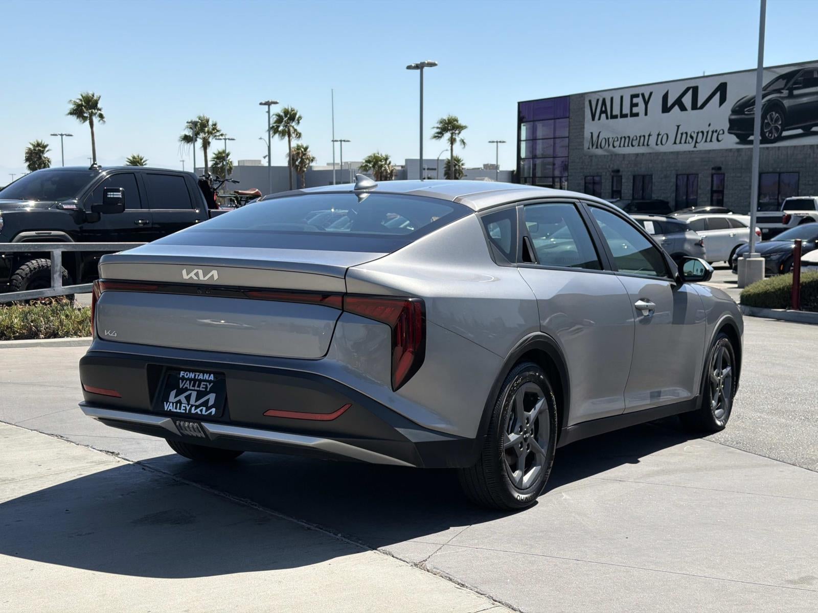 2025 Kia K4 LXS