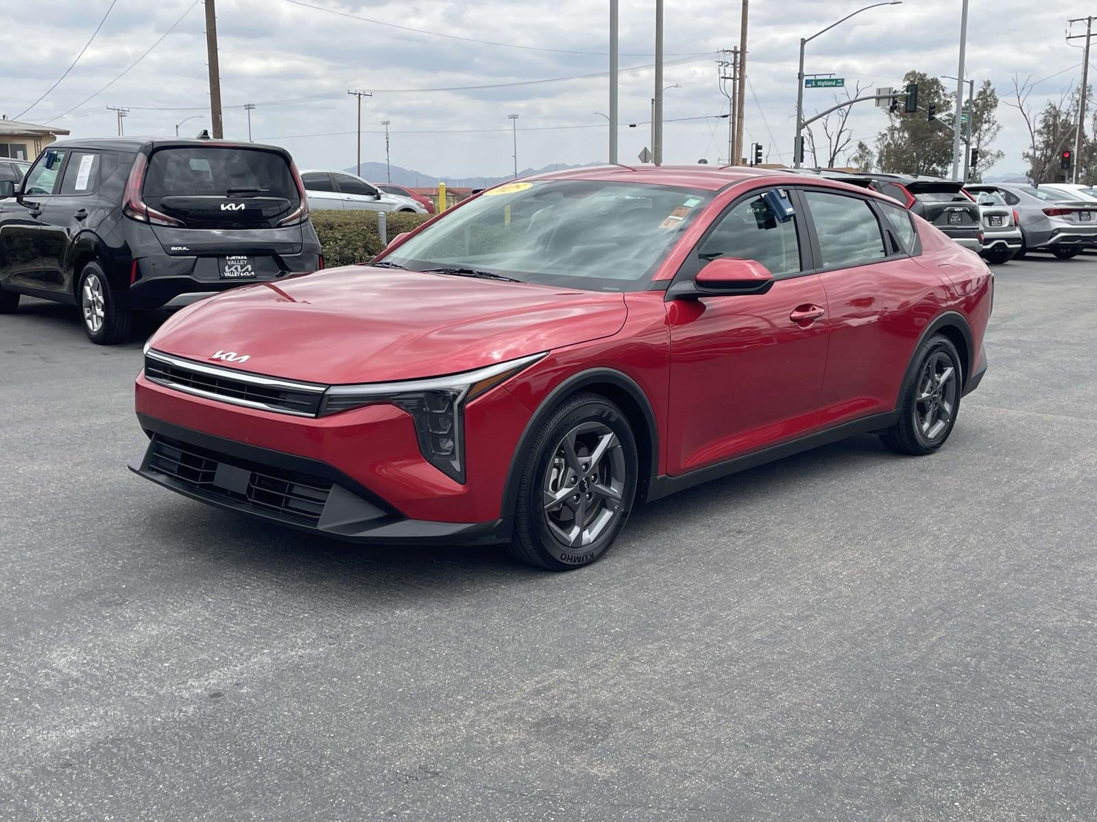 2025 Kia K4 LXS