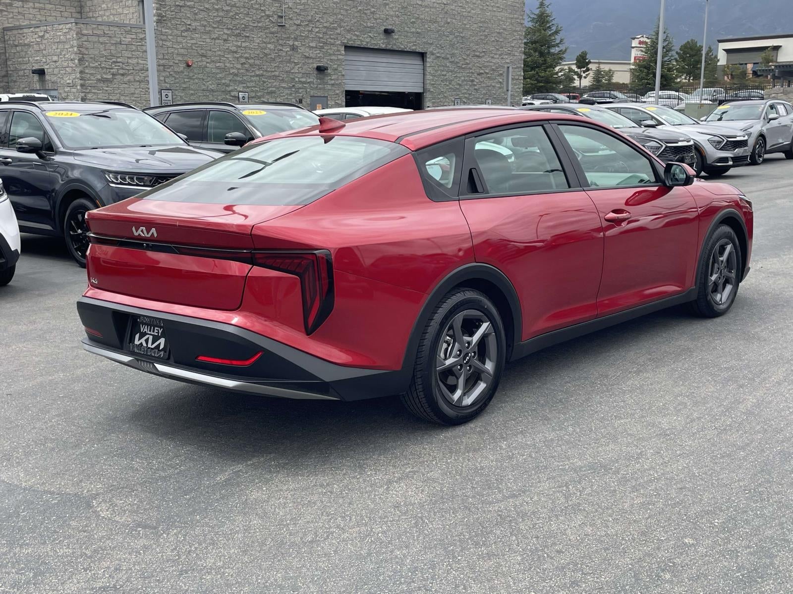 2025 Kia K4 LXS