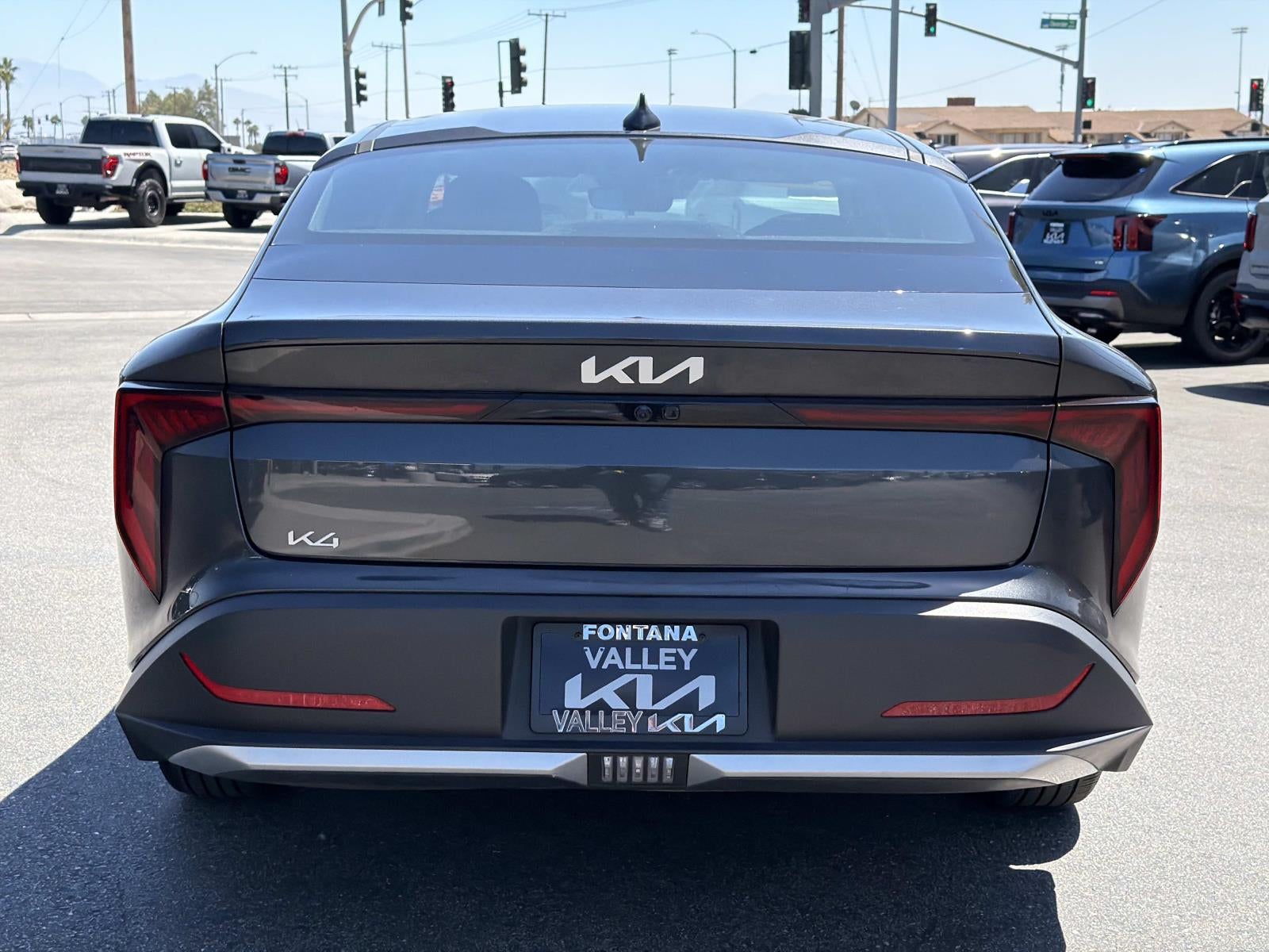 2025 Kia K4 LXS