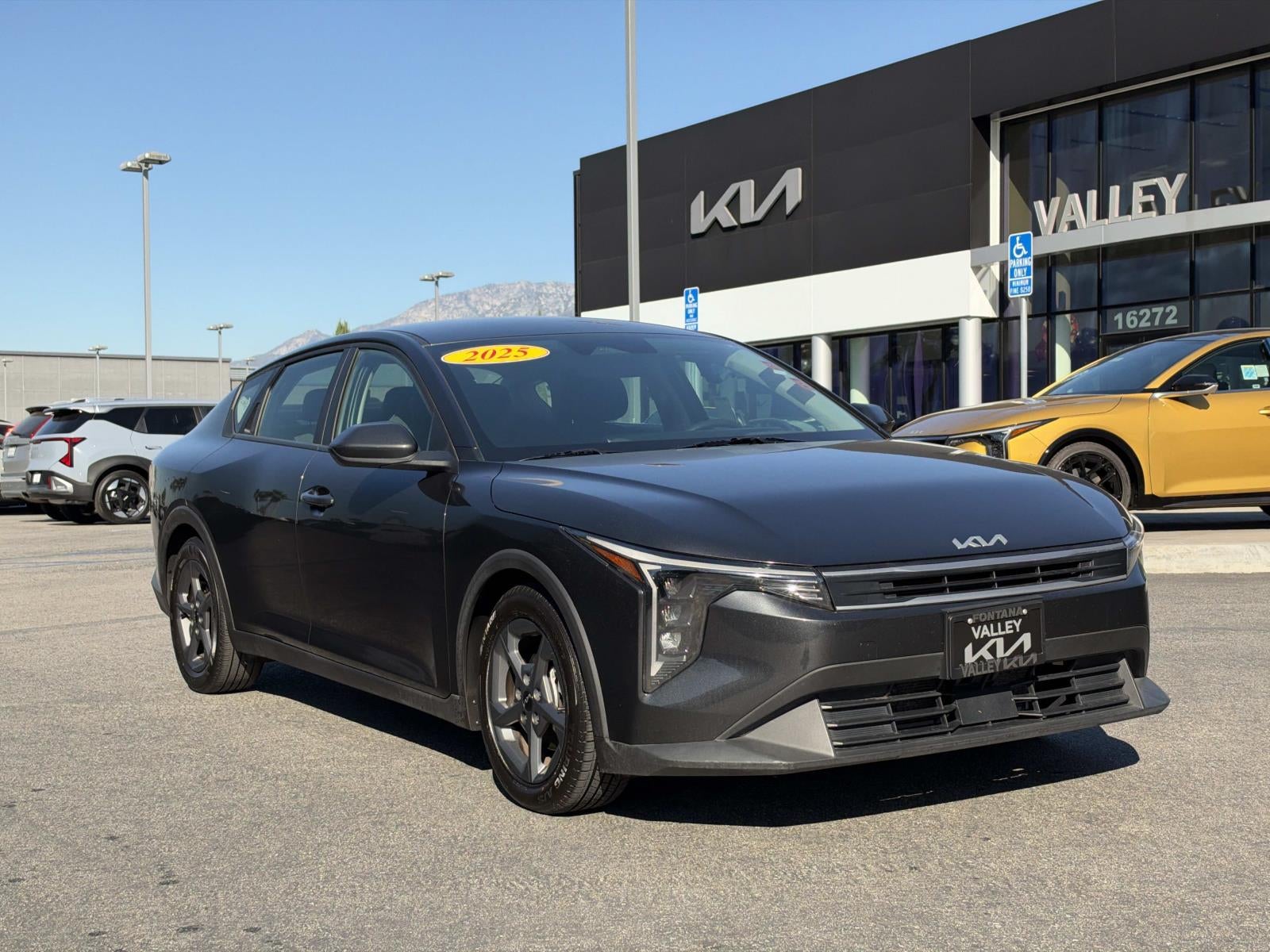 2025 Kia K4 LXS