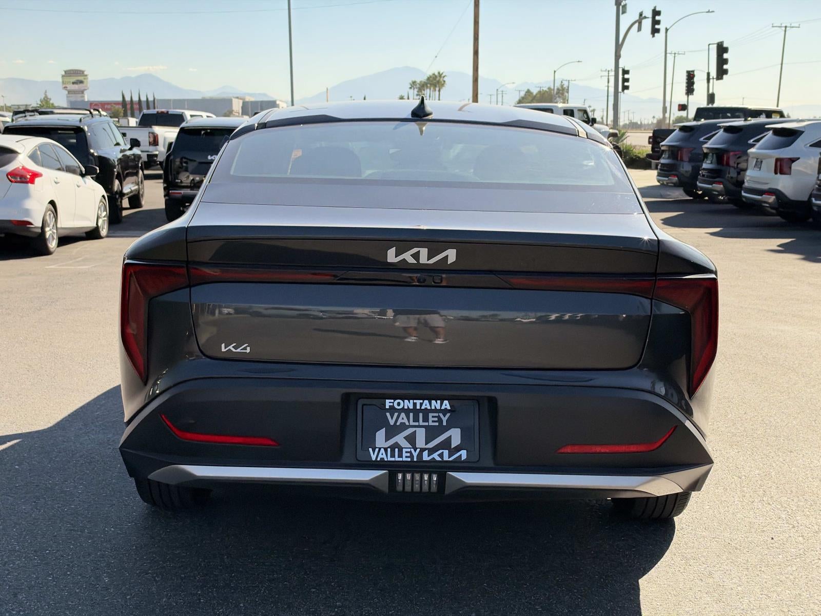 2025 Kia K4 LXS