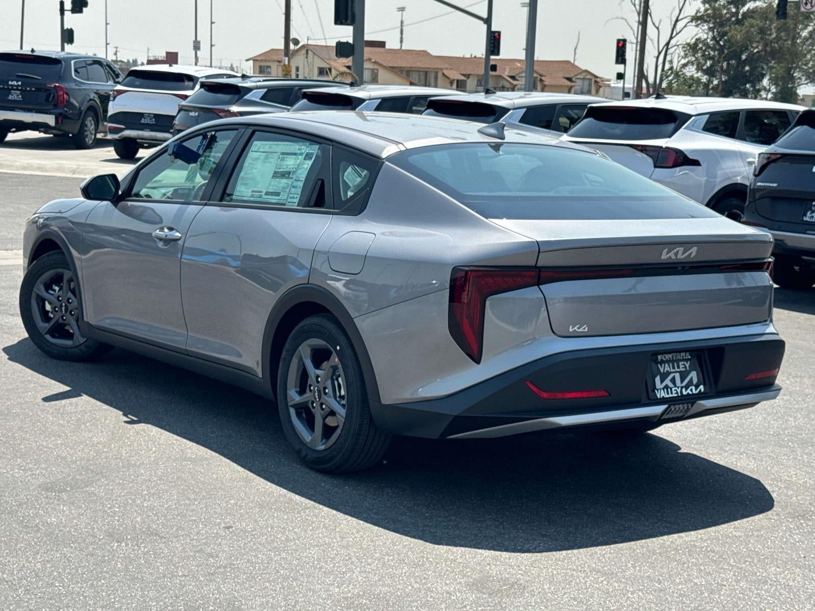 2025 Kia K4 LXS