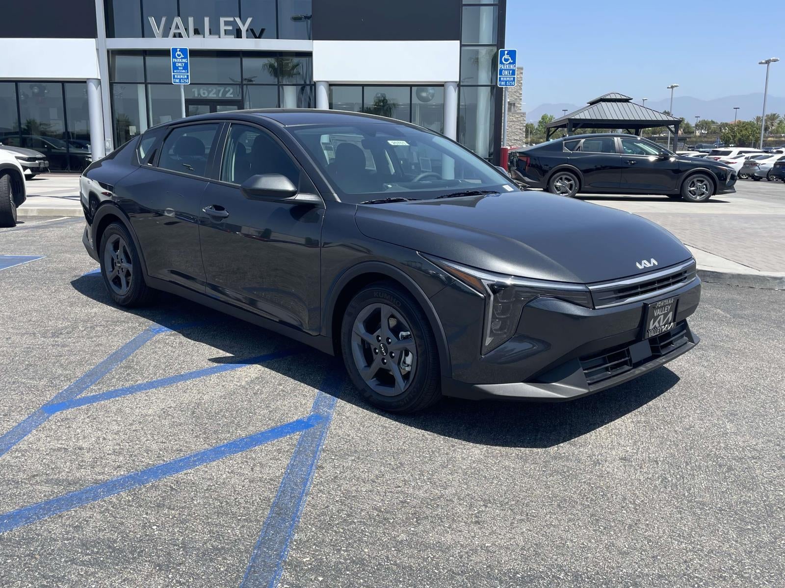 2026 Kia K4 LXS