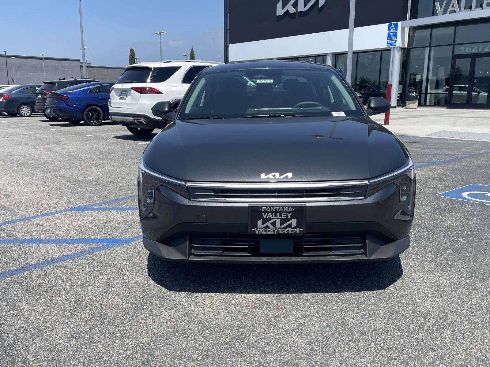 2026 Kia K4 LXS