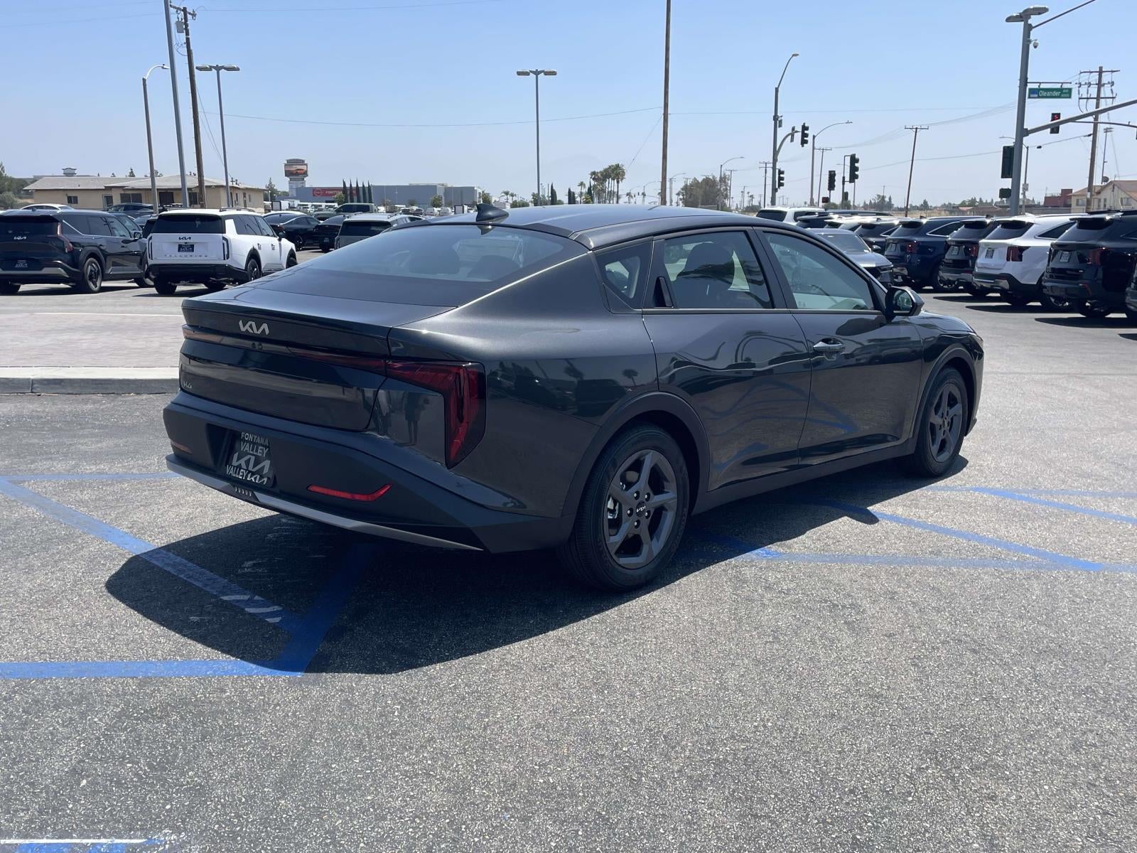 2026 Kia K4 LXS