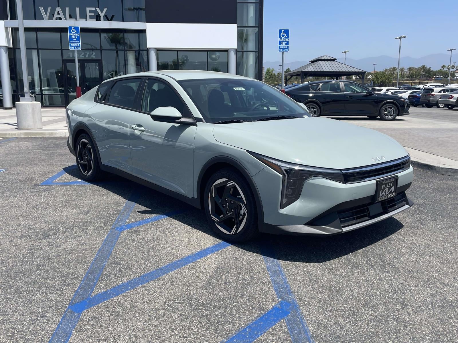 2026 Kia K4 EX