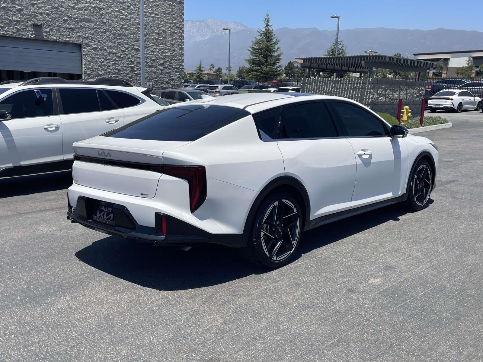 2025 Kia K4 GT-Line