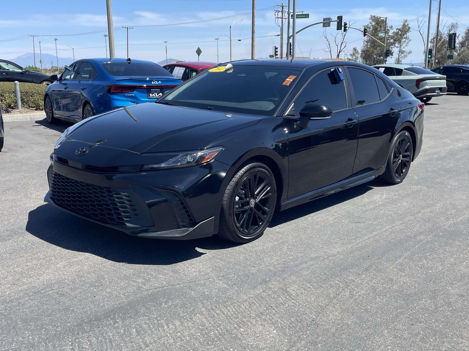 2025 Toyota Camry SE