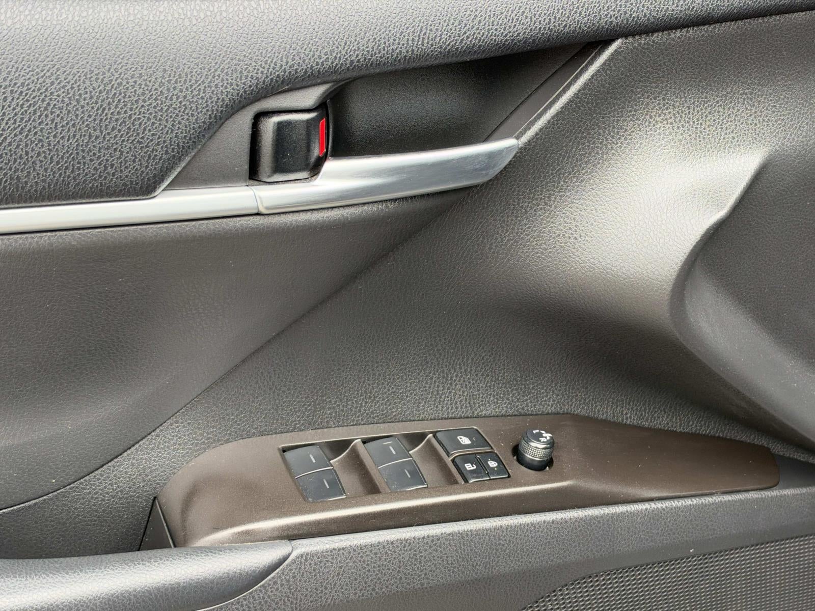 2023 Toyota Camry SE Nightshade