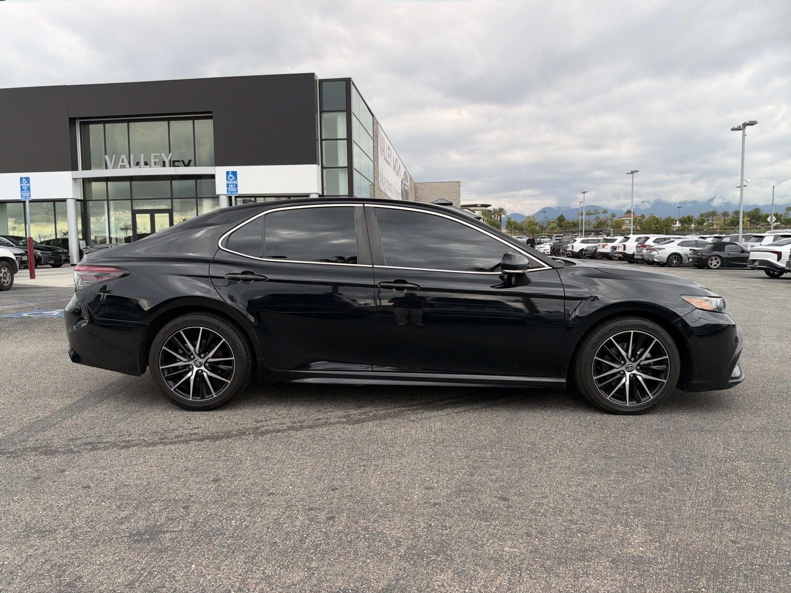 2023 Toyota Camry SE Nightshade