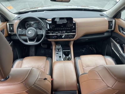 2023 Nissan Pathfinder Platinum