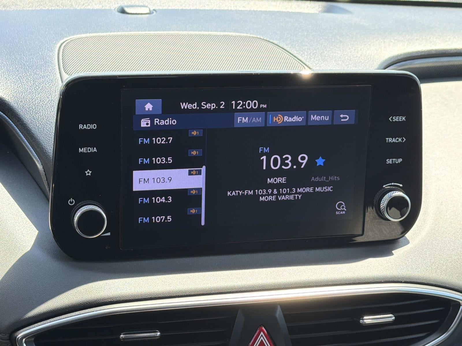 2022 Hyundai Santa Fe SE