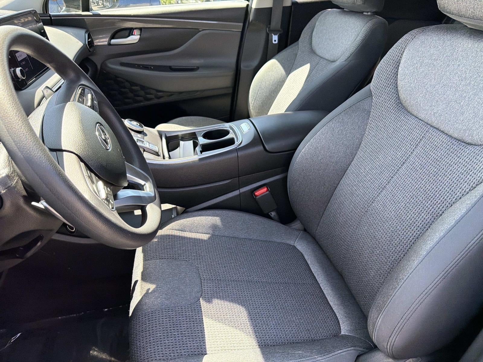 2022 Hyundai Santa Fe SE
