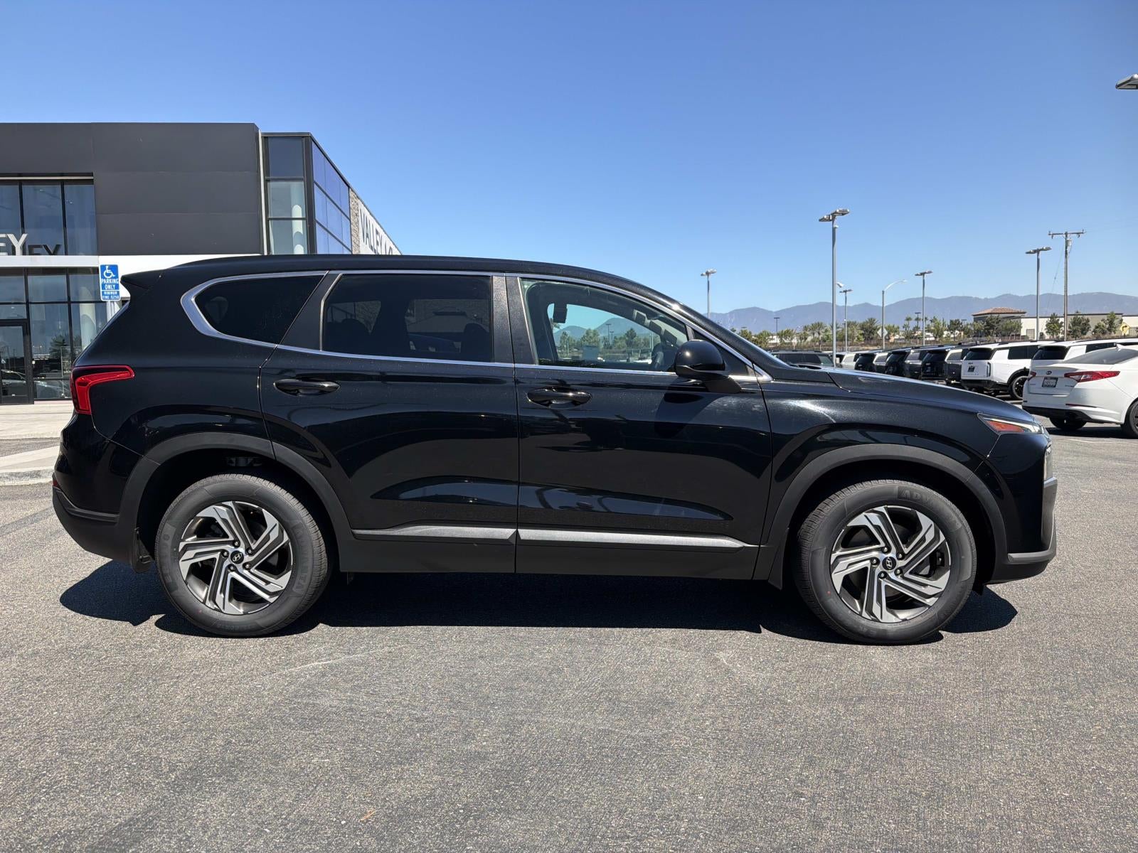 2022 Hyundai Santa Fe SE